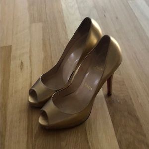 Gold Peep Toe Christian Louboutin Heels